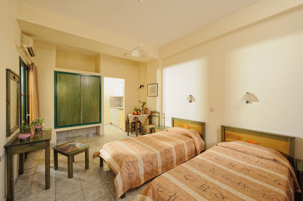 San Giorgio Apartments Malia Kamer foto