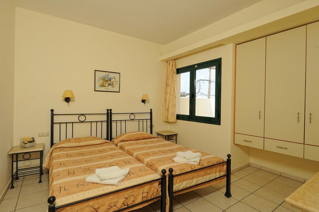 San Giorgio Apartments Malia Kamer foto